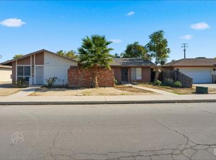 1916 Hasti Acres Dr, Bakersfield, CA 93309