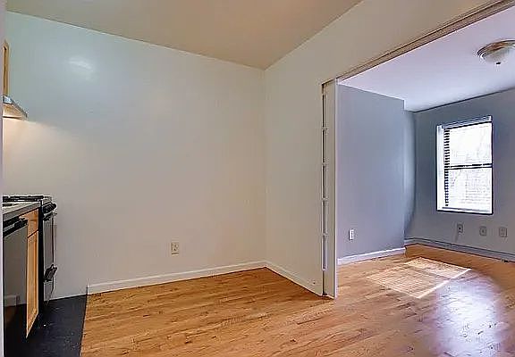 4th image of 516 E 5th St APT 16