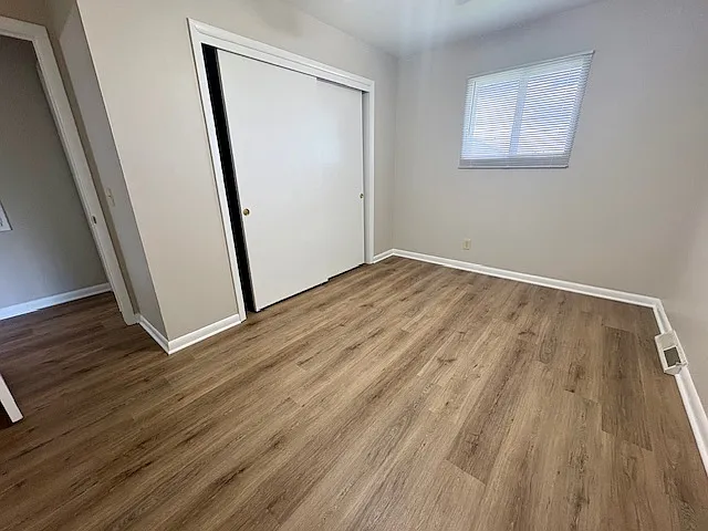 814 Mayfair Ave #4 — Photo 7