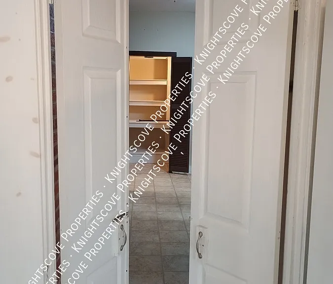 33 S Main St #1R — Photo 7