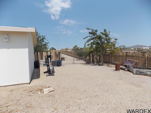 3rd image of 21360 N Miramar Dr