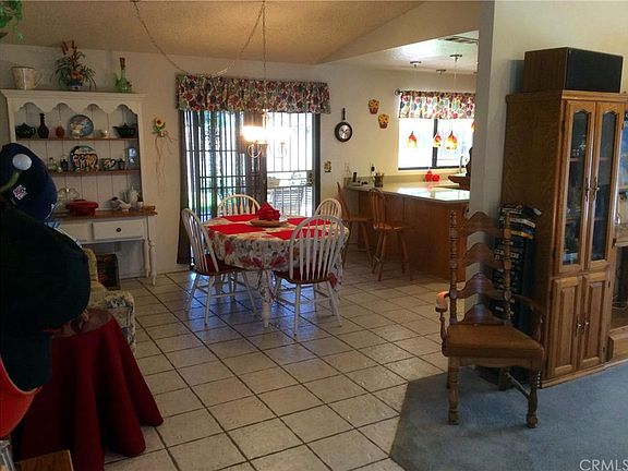 2nd image of 481 Cambridge Dr