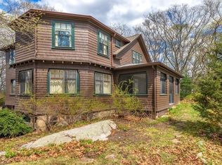 22 Ross Rd, Swampscott, MA 01907