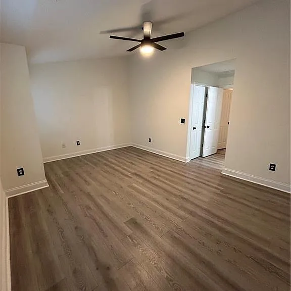 9051 Bayrose Cir — Photo 13
