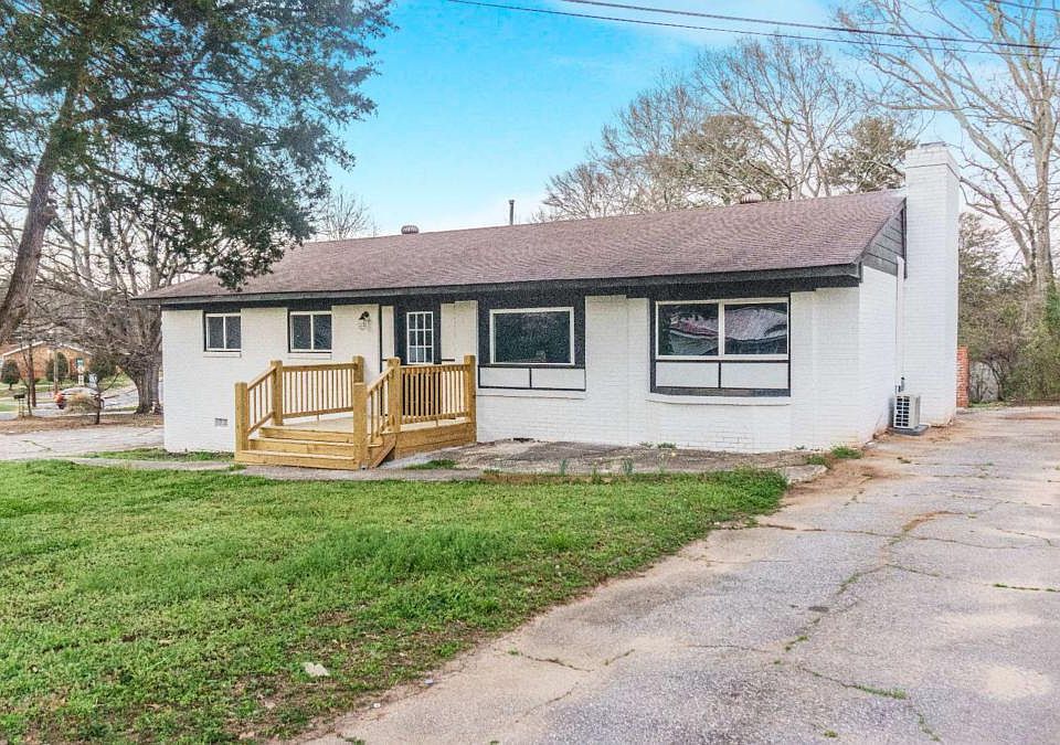 1st image of 125 Cone Dr