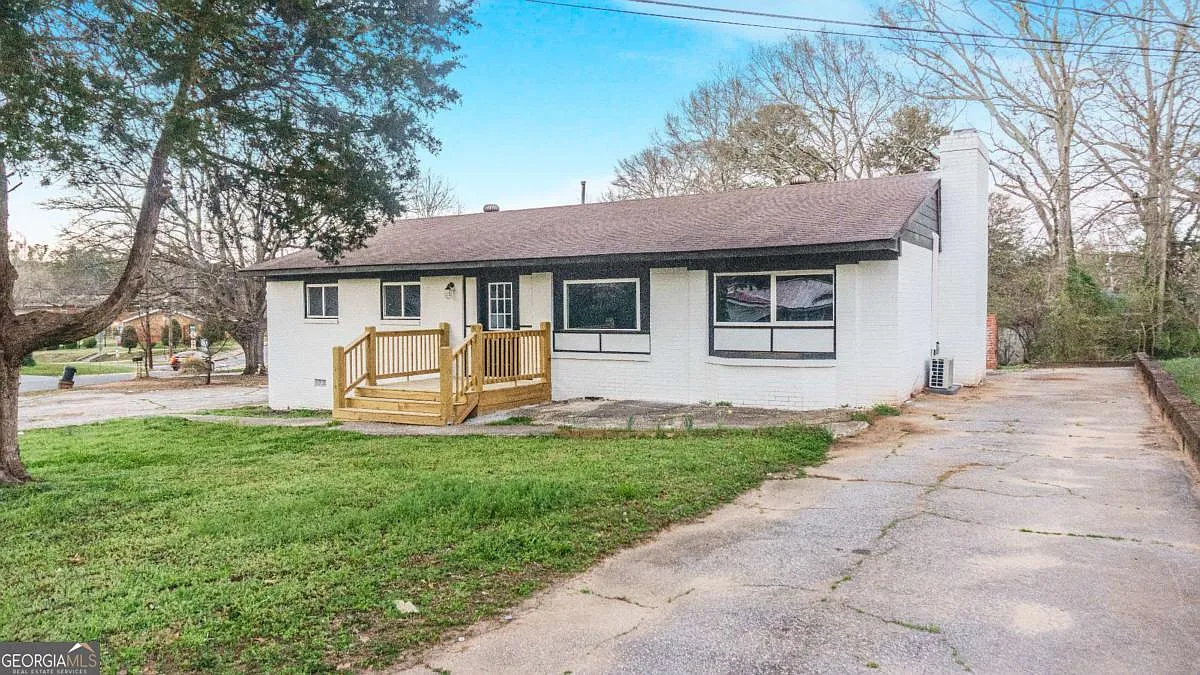 125 Cone Dr photo 1