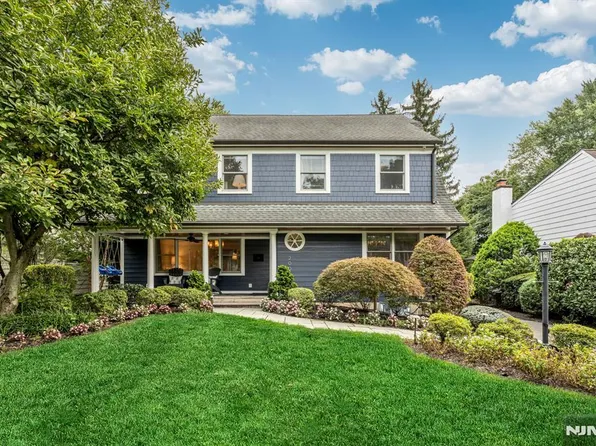200 Katherine Road, Ridgewood, NJ 07450