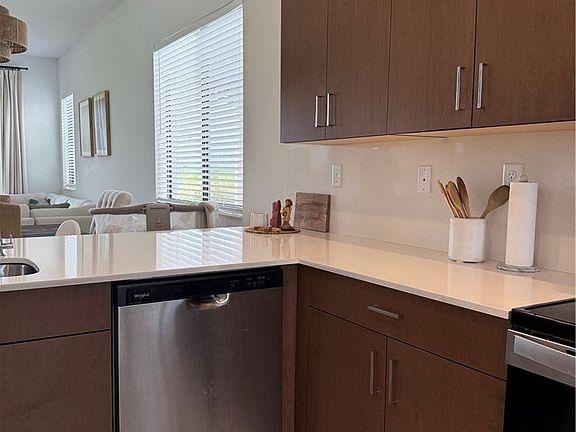 4th image of 5823 Cassidy Ln
