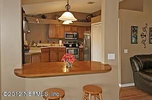 5th image of 91 Autumn Springs Ct W