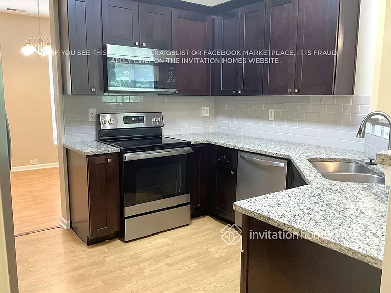 3832 Broadwater Ct — Photo 6