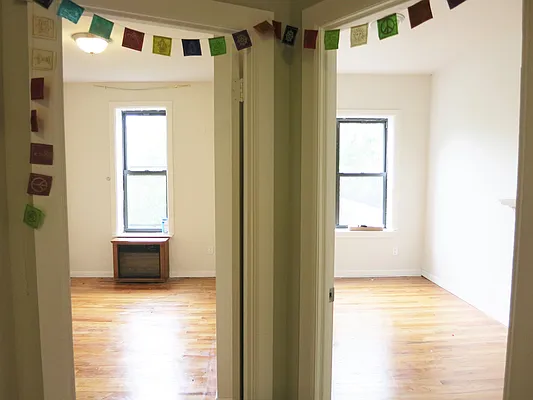 Rented by M&J Apt Services Corp | media 30