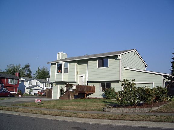 4th image of 3535 53rd Ave NE