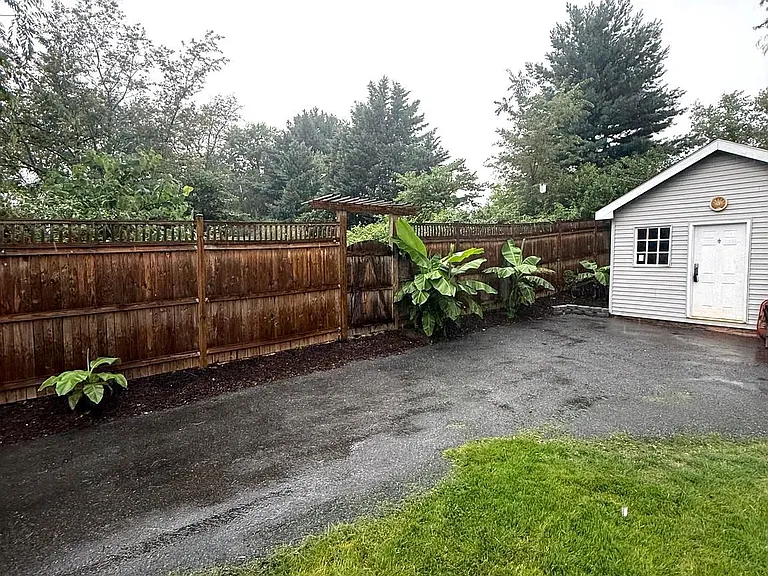 816 Crothers Ln — Photo 47