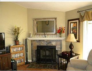 5th image of 924 Saddle Horn Dr