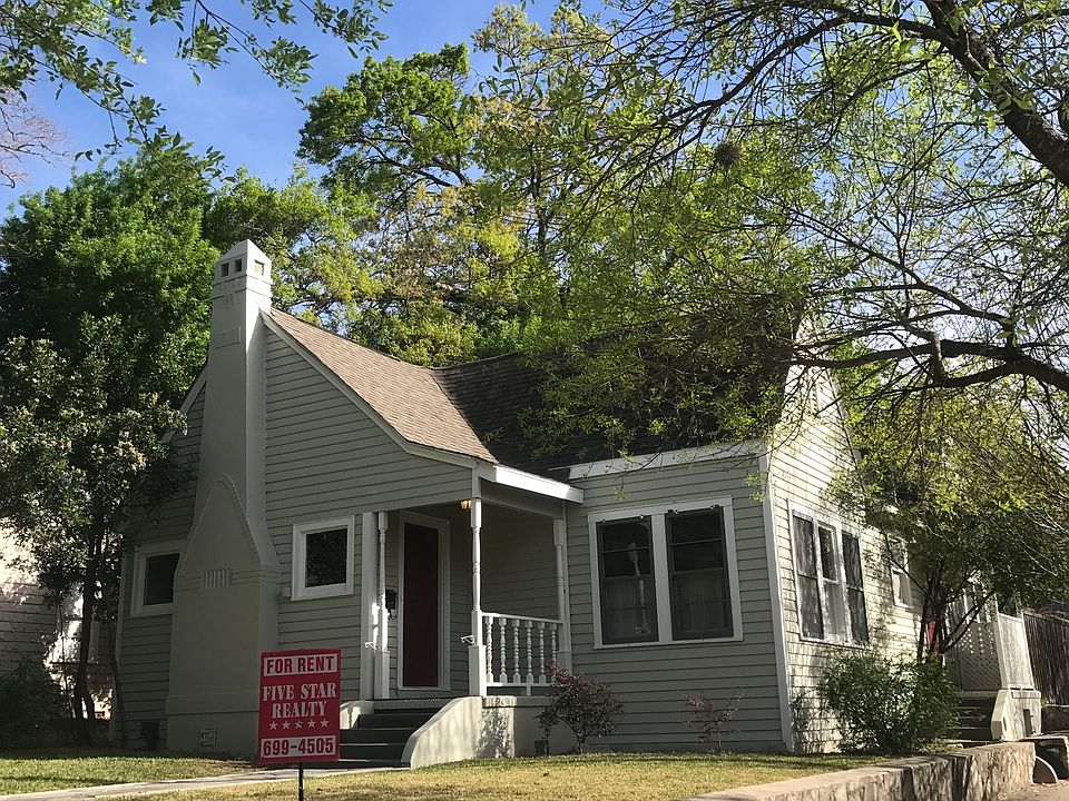 1st image of 134 W Rosewood Ave #1