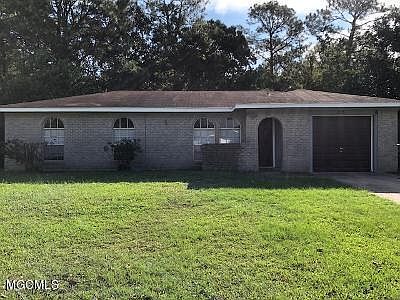1st image of 2218 Woodside Dr