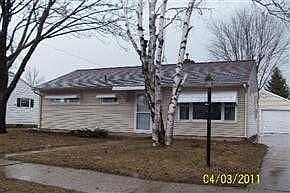 1st image of 963 Lincoln Dr E