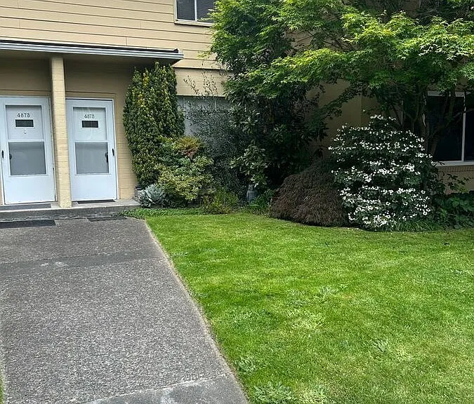 4875 Terrace Dr NE — Photo 21