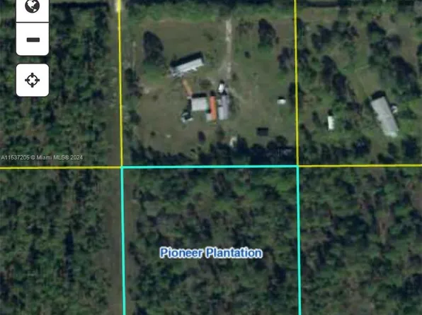 5121 Pioneer St #22, Clewiston, FL 33440