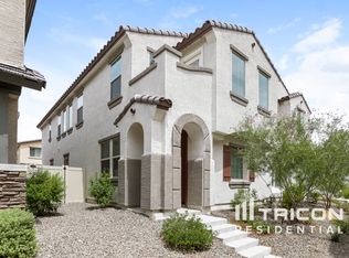 12565 W Hummingbird Ter, Peoria, AZ 85383