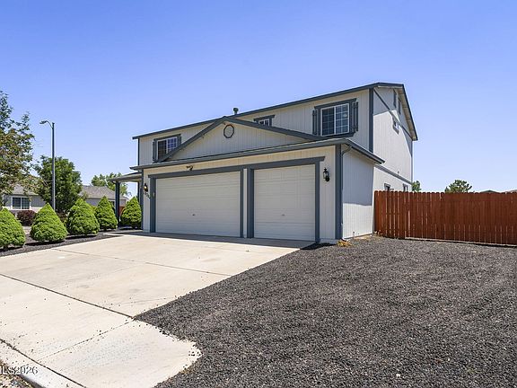 3rd image of 18204 Cedar View Dr