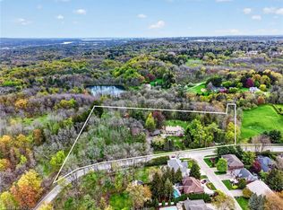 353 Sulphur Springs Rd, Hamilton, ON L9G 4T7