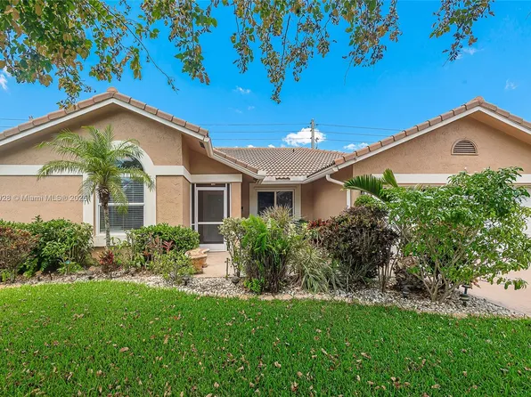 7105 NW 45th St, Coral Springs, FL 33065