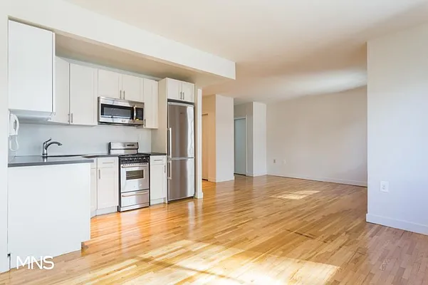 Rented by MNS Marketing | media 5