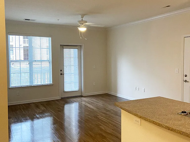 Belmont at Tryon Apartments — Photo 67