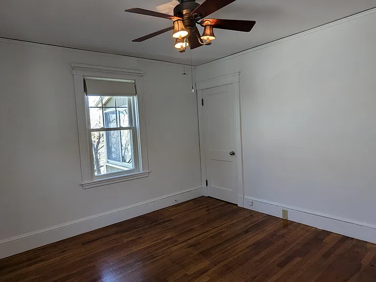 18-20 Appleton Pl #2 — Photo 11