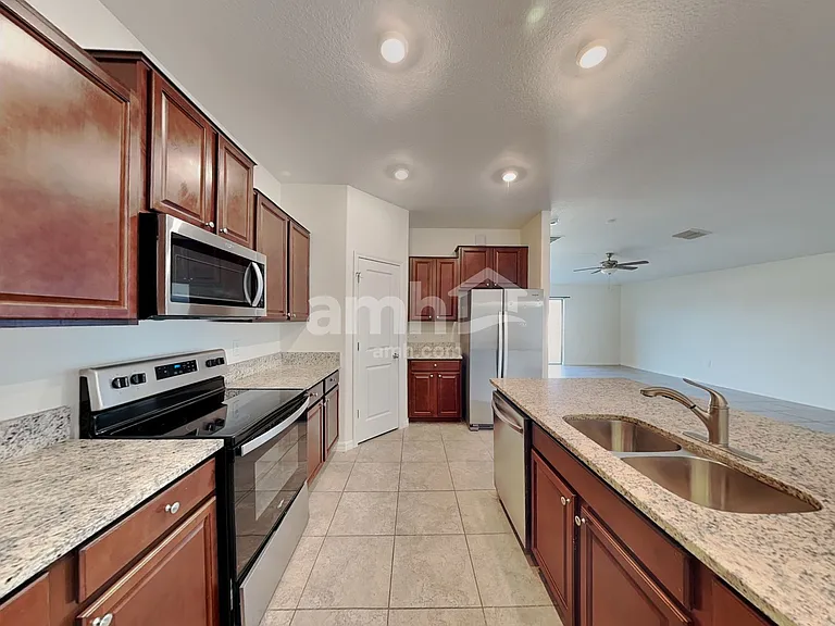 10435 Carloway Hills Dr — Photo 3