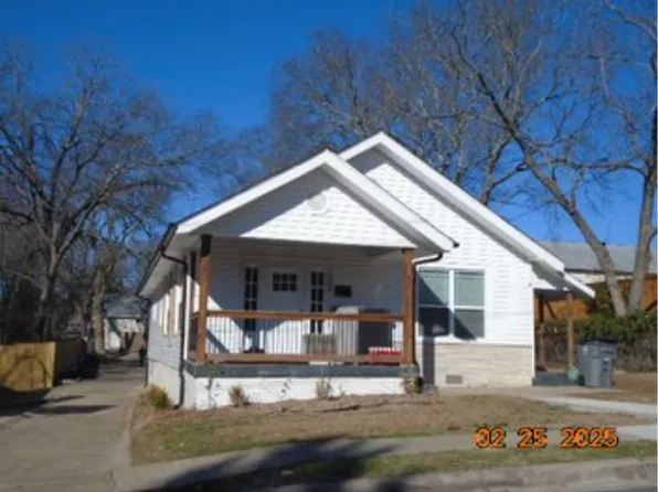 406 Charteroak St, Hot Springs National Park, AR 71901