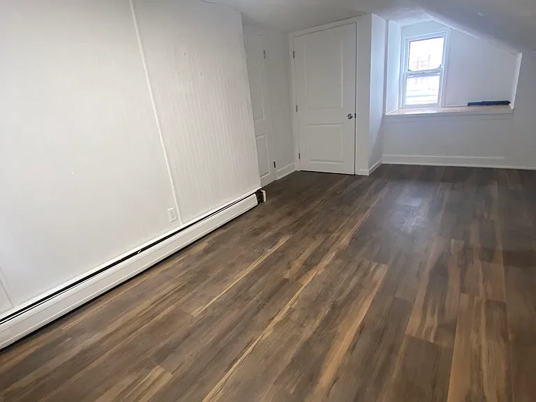 61 Highland St — Photo 8