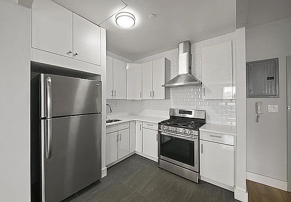 4th image of 9002 Queens Blvd APT 417