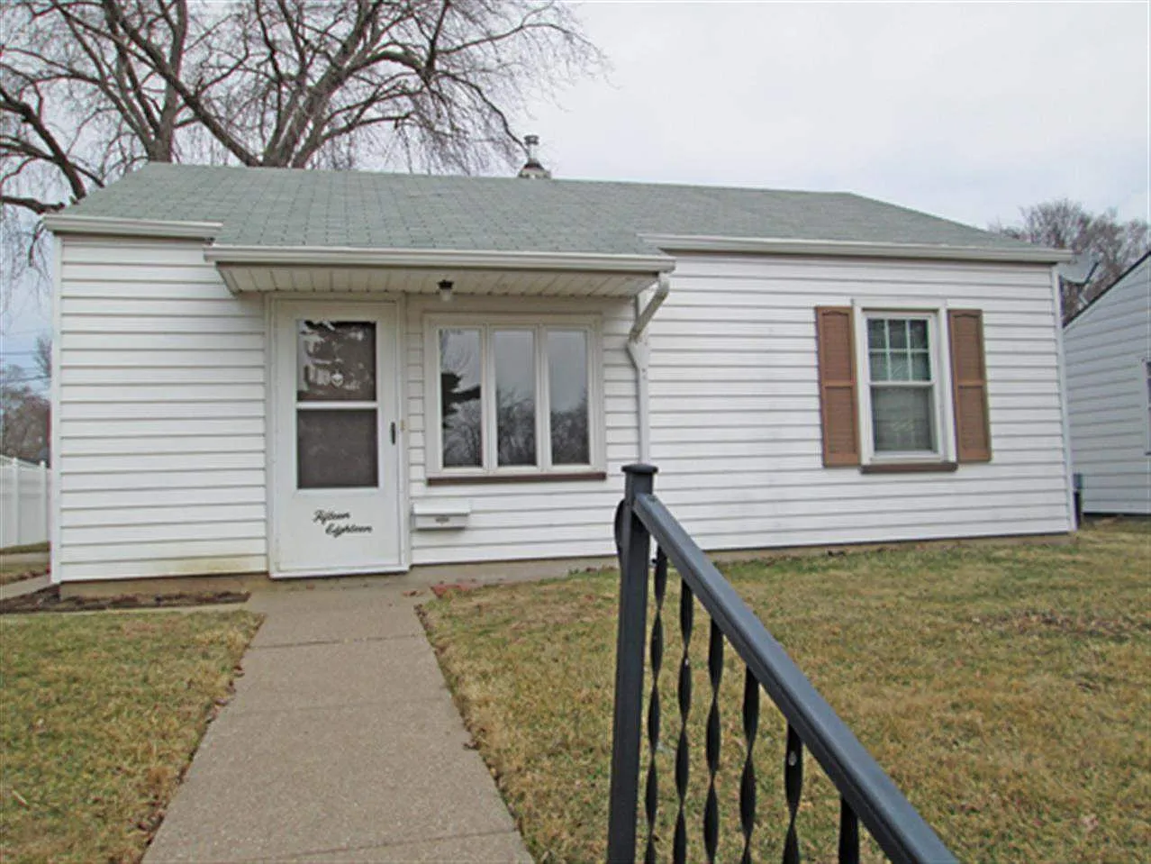 1518 W 36th St photo 1
