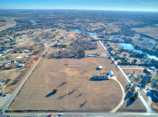 1103 Bridgeview Rd, Tuttle, OK 73089