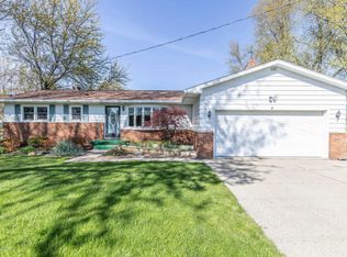 1552 W Dexter Trl, Mason, MI 48854