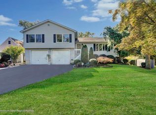 15 Vanada Dr, Neptune, NJ 07753