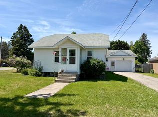 714 S Palmyra St, Cheboygan, MI 49721