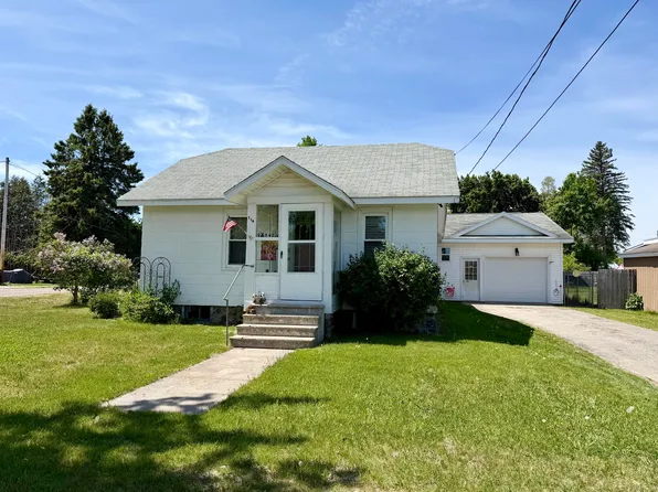 714 S Palmyra St, Cheboygan, MI 49721