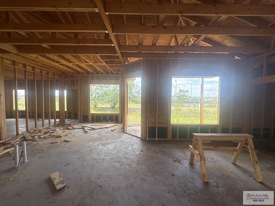 1st image of 4716 River Oak Cir