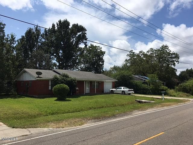 2nd image of 11832 Klein Rd