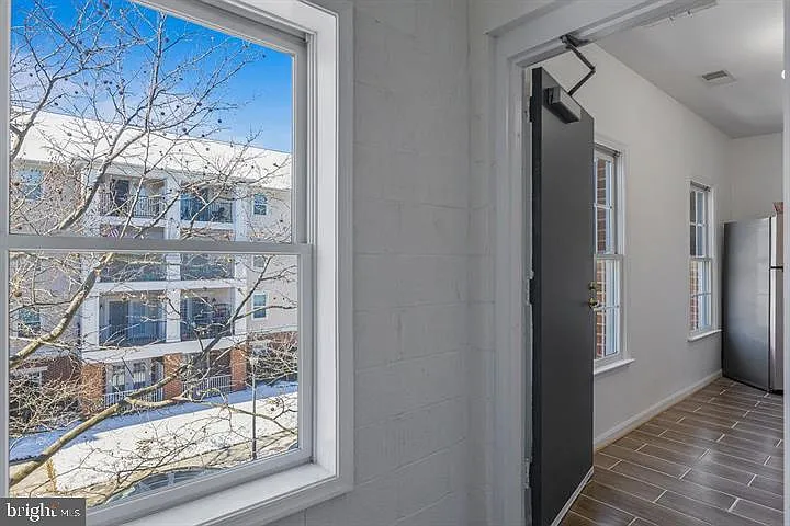 232 Main St #4 — Photo 1