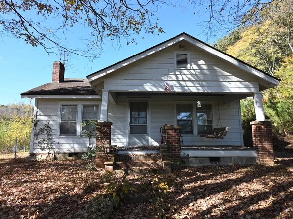 1290 Old Beardstown Rd, Lobelville, TN 37097