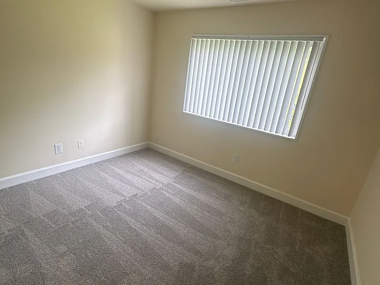 3331 Hewitt Ave #1 — Photo 106