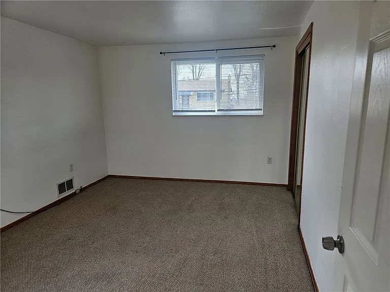 812 Westbury Rd #B — Photo 18