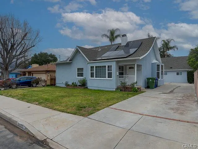 3 bed, 1500 sqft, $3,999 — Photo 1