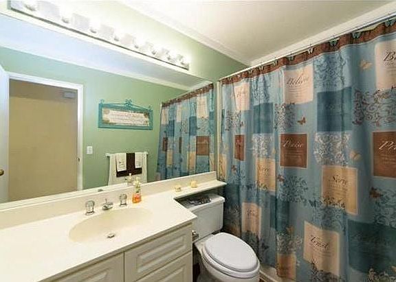 2nd Bathroom