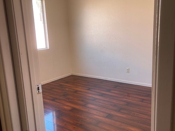 3rd image of 5325 Sun Meadow Ct