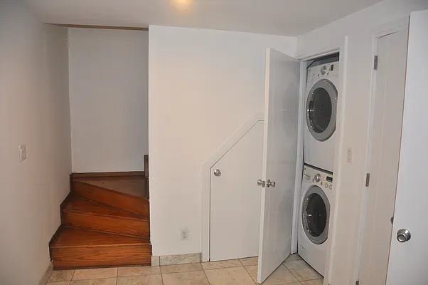 Sold by Belvedere Bridge Realty, LLC | media 52